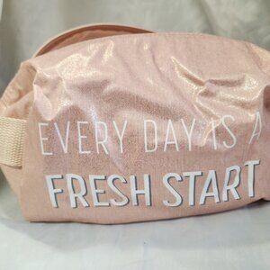 Thirty One LETS GO POUCH in PINK PERSPECTIVE Medium NEW in package